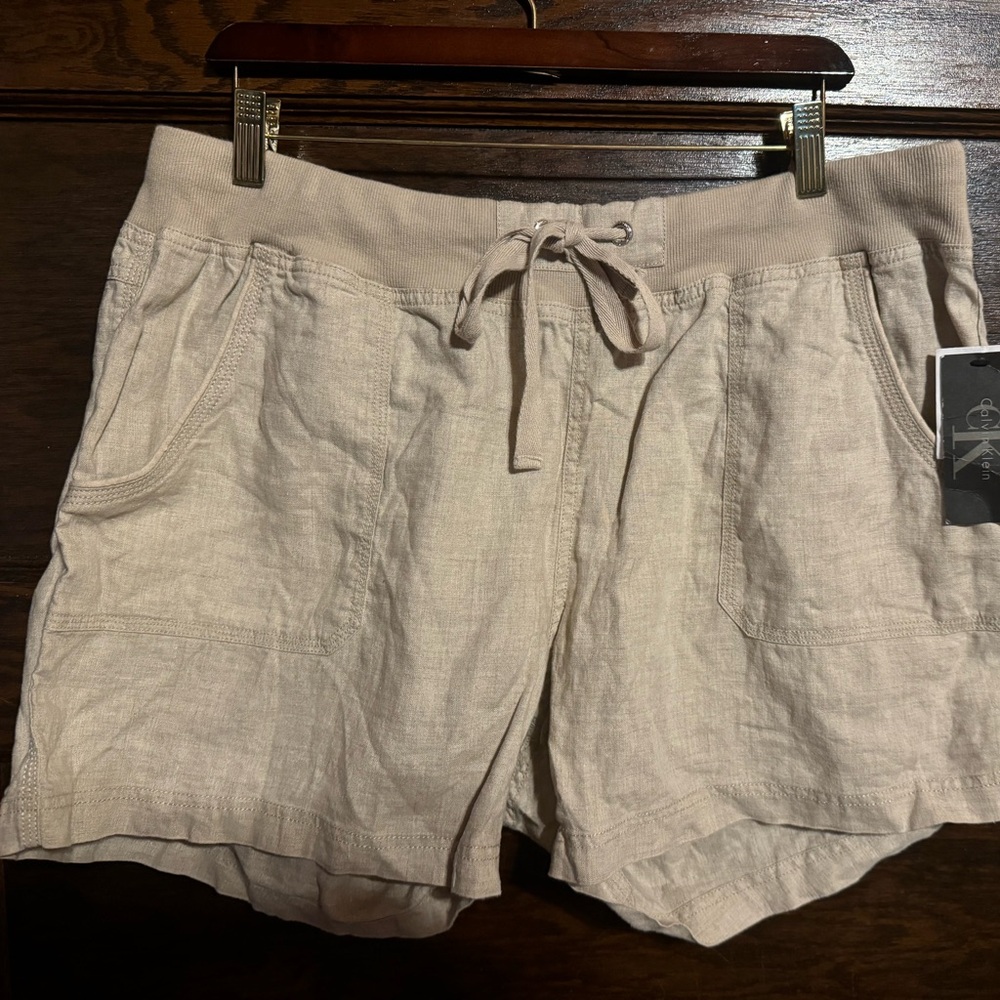 Calvin Klein Beige Linen Cargo Shorts, Size XXL, NWT